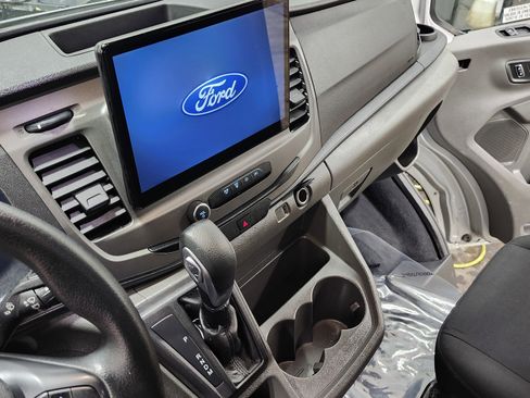 Used 2022 Ford Transit 350 XLT image 30