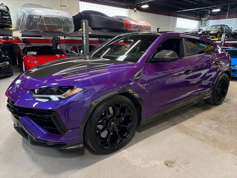 Used 2023 Lamborghini Urus Performante image 10