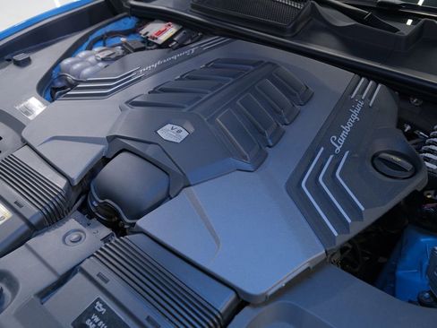 Used 2022 Lamborghini Urus image 61