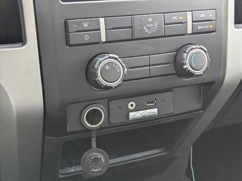 Used 2013 Ford F150 XLT image 13