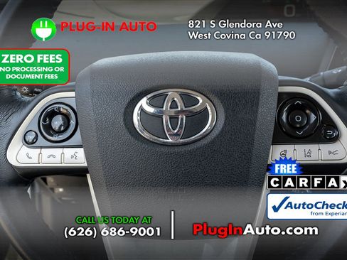 Used 2017 Toyota Prius Prime Advanced FWD image 16