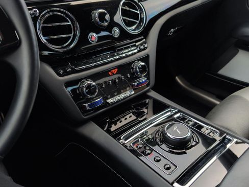 Used 2021 Rolls-Royce Ghost AWD/4WD image 27