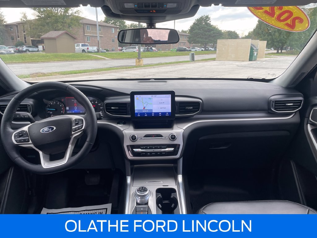 Used 2023 Ford Explorer XLT w/ Equipment Group 202A AWD/4WD image 21