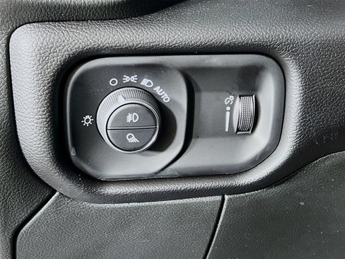 Used 2026 RAM 2500 Big Horn AWD/4WD image 10