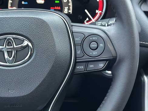 Used 2024 Toyota RAV4 XLE Premium FWD image 31