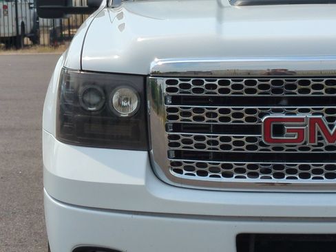 Used 2014 GMC Sierra 2500 Denali AWD/4WD image 43