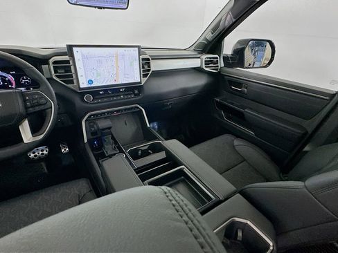 Certified 2025 Toyota Tundra Limited image 24