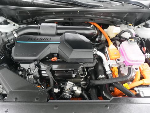 Used 2025 Hyundai Tucson Limited AWD/4WD image 37