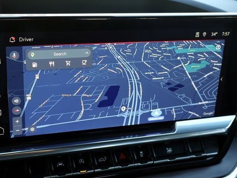 Used 2024 GMC Sierra 1500 SLT image 5