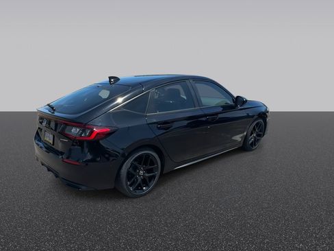 Used 2023 Honda Civic Sport image 9