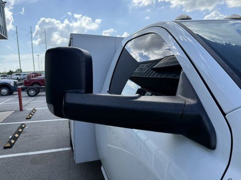 Used 2018 RAM 5500 Tradesman w/ Payload Upgrade Package image 22