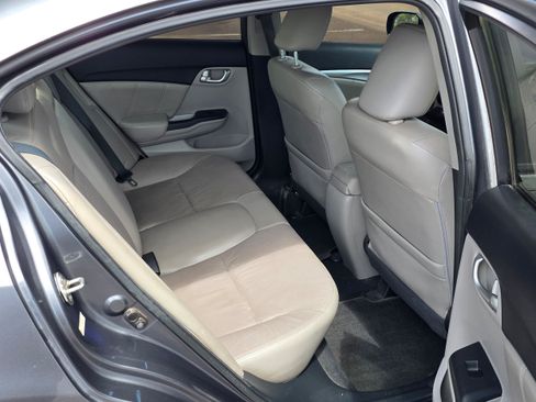 Used 2013 Honda Civic Hybrid Sedan image 22