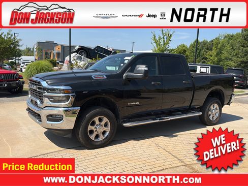 Used 2026 RAM 2500 Big Horn AWD/4WD image 1