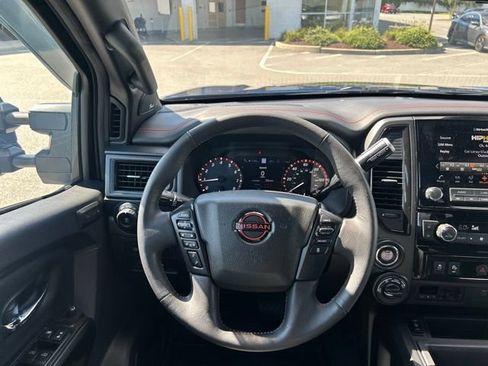 Used 2024 Nissan Titan PRO-4X w/ Pro-4x Convenience Package AWD/4WD image 20