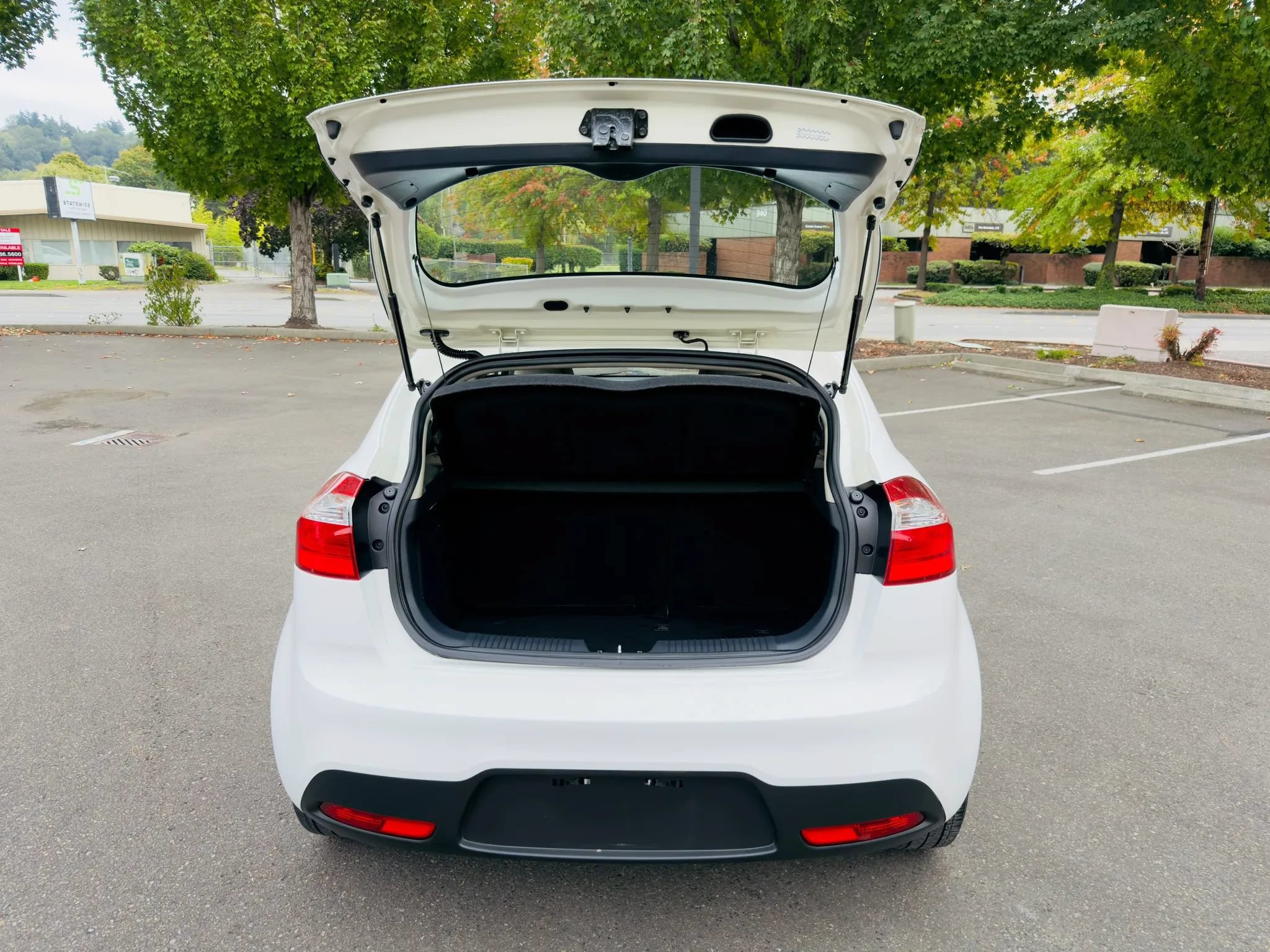 Used 2012 Kia Rio EX FWD image 18