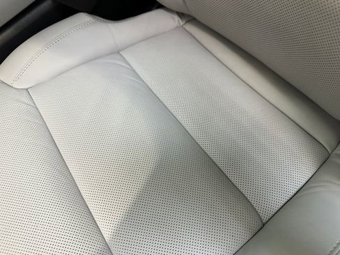 Used 2025 Ford Expedition Platinum w/ Driver's Package image 8