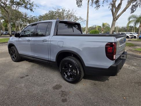 Used 2025 Honda Ridgeline Black Edition image 7