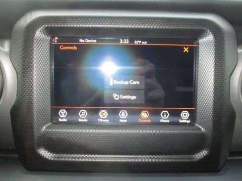 Used 2023 Jeep Wrangler Unlimited Sport image 22