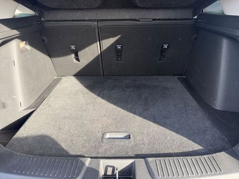 Used 2025 Chevrolet Trax LT image 29