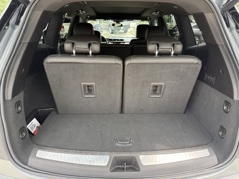 Used 2023 Cadillac XT6 Premium Luxury FWD image 32