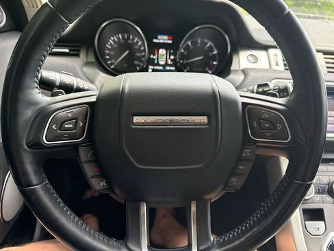 Used 2013 Land Rover Range Rover Evoque Pure AWD/4WD image 16