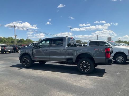 New 2026 Ford F250 Platinum AWD/4WD image 8