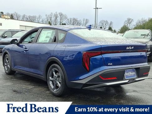 New 2025 Kia K4 LXS image 3