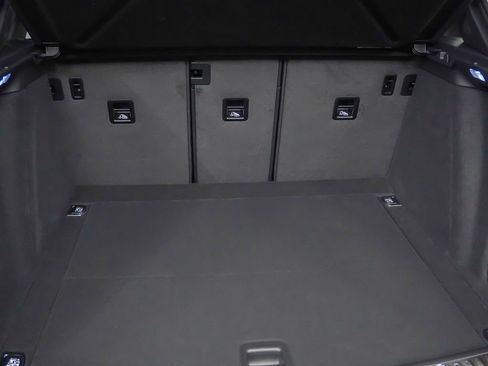 Certified 2026 Porsche Macan image 27