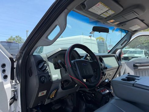 Used 2015 Ford F550 4x4 Crew Cab Super Duty image 10