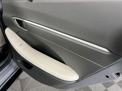 Used 2024 Hyundai Sonata Limited image 33