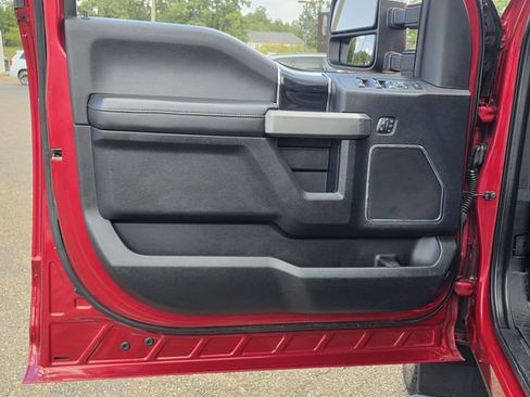 Used 2021 Ford F250 Platinum w/ Snow Plow Prep Package AWD/4WD image 16