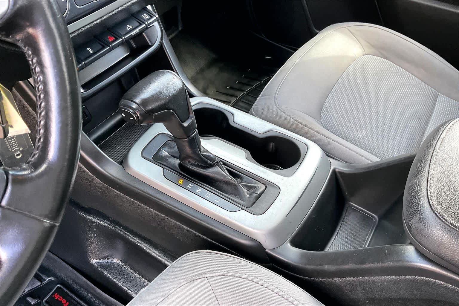 Used 2021 Chevrolet Colorado LT w/ Fleet Safety Package RWD image 16