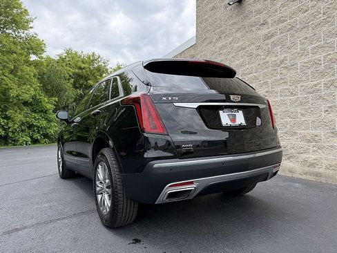 Used 2023 Cadillac XT5 Premium Luxury w/ LPO, Floor Liner Package AWD/4WD image 6