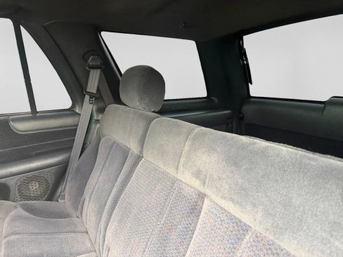 Used 2001 Chevrolet Blazer LT AWD/4WD image 28