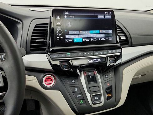 Used 2025 Honda Odyssey EX-L image 17