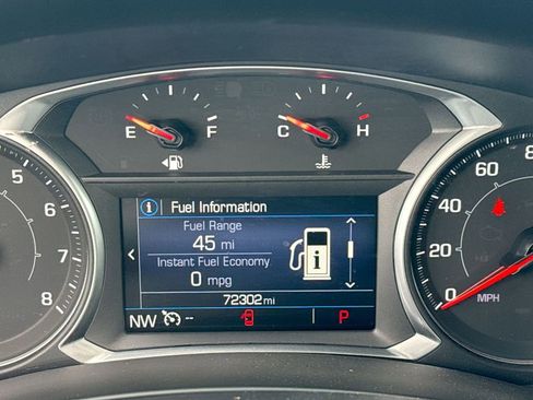 Used 2022 GMC Terrain SLE w/ Driver Convenience Package image 15