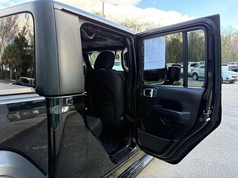 Used 2020 Jeep Gladiator Sport w/ Quick Order Package 24S image 28