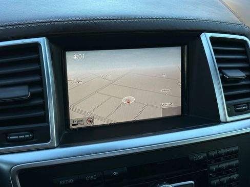 Used 2013 Mercedes-Benz ML 63 AMG 4MATIC image 33