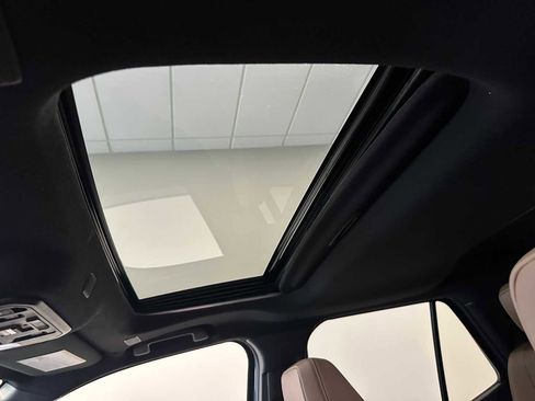 Used 2025 Toyota 4Runner Limited image 21