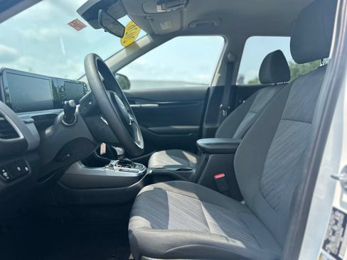 Used 2026 Kia Seltos LX FWD image 29