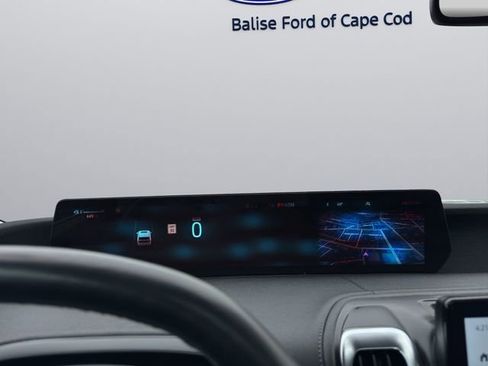 Used 2025 Ford Expedition Platinum image 32