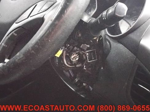 Used 2013 Hyundai Elantra Limited image 17