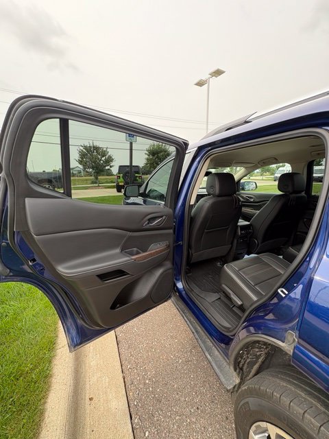 Used 2023 GMC Acadia Denali AWD/4WD image 20