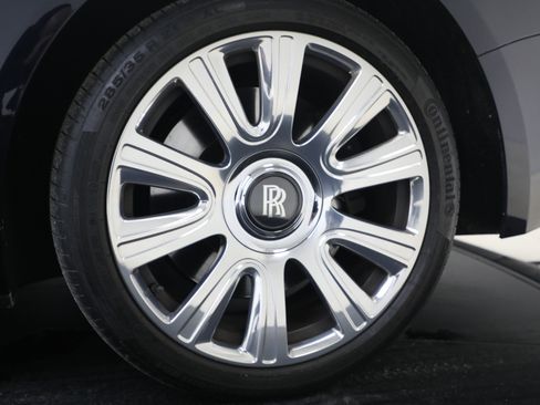 Certified 2017 Rolls-Royce Dawn image 26