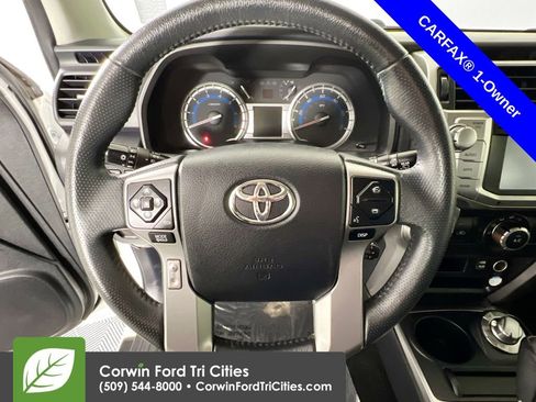 Used 2019 Toyota 4Runner SR5 Premium image 8