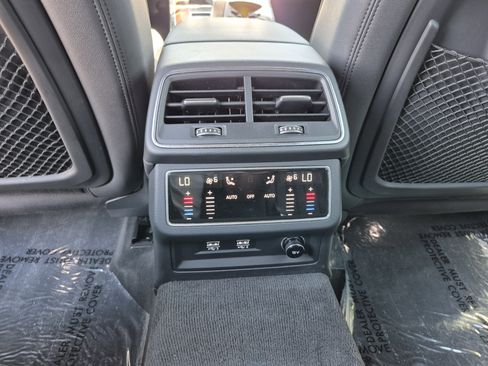 Used 2019 Audi A6 3.0T Premium Plus w/ Premium Plus Package AWD/4WD image 18
