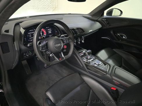 Used 2023 Audi R8 V10 performance RWD image 2
