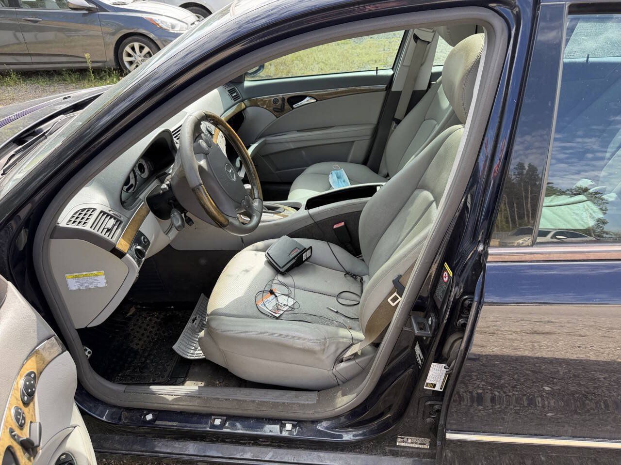 Used 2008 Mercedes-Benz E 350 4MATIC Sedan image 19