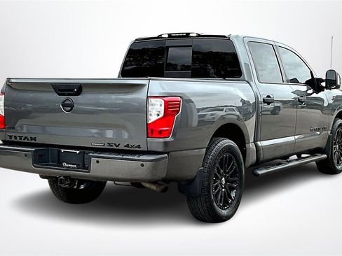 Used 2018 Nissan Titan PRO-4X image 5