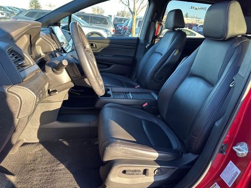 Certified 2023 Honda Odyssey Sport image 16